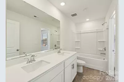 8124 Hidden Springs Trail, Charlotte, NC 28216 - Photo 18