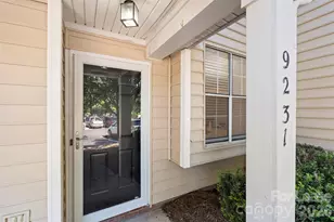 9231 Kings Canyon Dr, Charlotte, NC 28210 - Photo 2