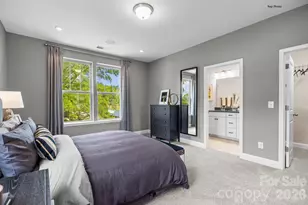 3027 Rozzelles Ferry Rd, Charlotte, NC 28208 - Photo 8