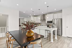 3027 Rozzelles Ferry Rd, Charlotte, NC 28208 - Photo 2