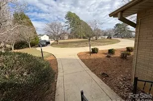 2610 Taylor Rd, Shelby, NC 28152 - Photo 6