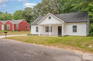412 Hampton St, Gastonia, NC 28052 - Photo 2