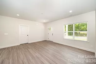 412 Hampton St, Gastonia, NC 28052 - Photo 4