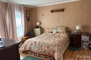 1735 Roy Caldwell St, Morganton, NC 28655 - Photo 14