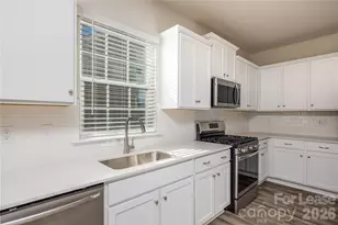 128 Carolina Cherry Ct, Statesville, NC 28625 - Photo 8