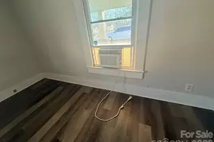 407 Davidson St, Thomasville, NC 27360 - Photo 12