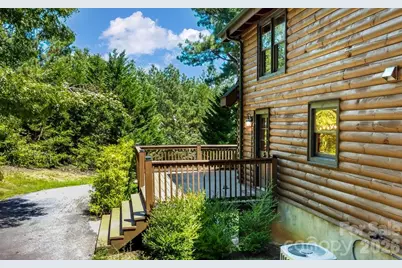 447 Hidden Lake Parkway, Nebo, NC 28761 - Photo 24