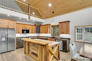 171 Cowtail Cv, Clyde, NC 28721 - Photo 6