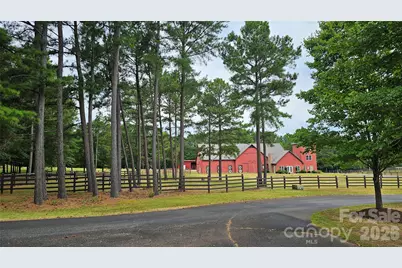 868 Bellegray Road, Clover, SC 29710 - Photo 10