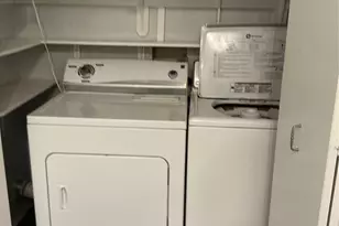 415 E Broad St, Statesville, NC 28677 - Photo 6