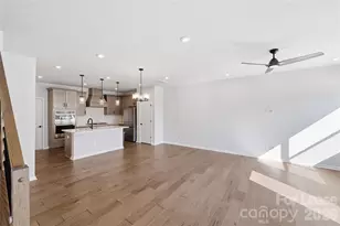 423 Vinroot Aly, Charlotte, NC 28217 - Photo 16