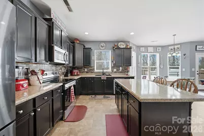 136 Mountain Island Drive, Statesville, NC 28677 - Photo 18