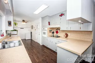 108 Robin Ln, Statesville, NC 28677 - Photo 16