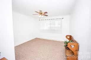 108 Robin Ln, Statesville, NC 28677 - Photo 20