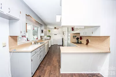 108 Robin Lane, Statesville, NC 28677 - Photo 14