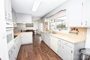 108 Robin Ln, Statesville, NC 28677 - Photo 18