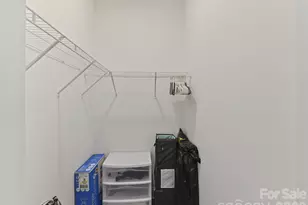 6400 Carver Blvd, Charlotte, NC 28269 - Photo 22