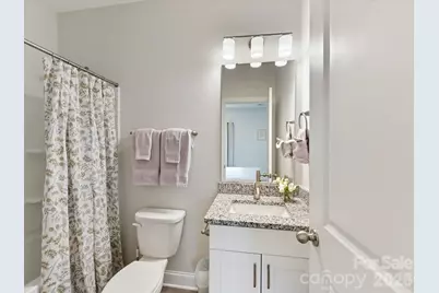 6400 Carver Boulevard, Charlotte, NC 28269 - Photo 18