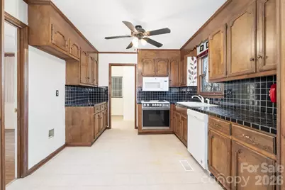 420 Saddlewood Drive, Gastonia, NC 28056 - Photo 10