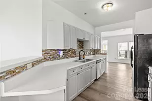 4930 Prosperity Ridge Rd, Charlotte, NC 28269 - Photo 4