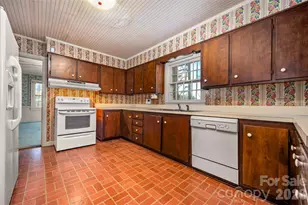149 Woodbriar Dr, Forest City, NC 28043 - Photo 10