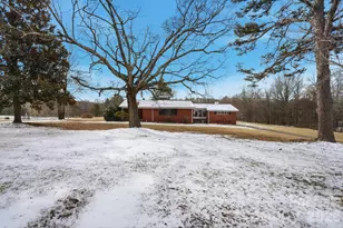 7511 Old Mocksville Rd, Salisbury, NC 28144 - Photo 8