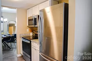 7526 Holly Grove Ct, Charlotte, NC 28227 - Photo 10