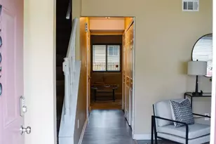 7526 Holly Grove Ct, Charlotte, NC 28227 - Photo 4