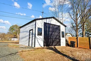 22246 Oakwood Rd, Albemarle, NC 28001 - Photo 46