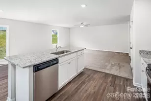 1216 Nia Rd, Charlotte, NC 28215 - Photo 6