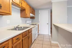 9333 Old Concord Rd, Charlotte, NC 28213 - Photo 12