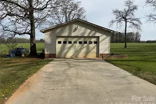 175 Briarfield Dr, Mooresville, NC 28115 - Photo 28