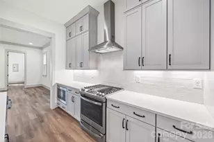 539 Plowman Ln, Fort Mill, SC 29715 - Photo 6