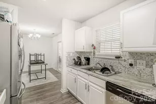 1412 Bells Knox Rd, Charlotte, NC 28214 - Photo 4