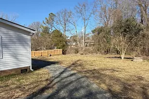 1246 Jenkins St, Rock Hill, SC 29732 - Photo 2