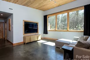858 Mills Gap Rd, Fletcher, NC 28732 - Photo 6