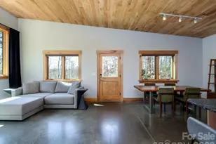 858 Mills Gap Rd, Fletcher, NC 28732 - Photo 10