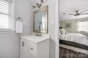 113 Scottsmoor Dr, Charlotte, NC 28214 - Photo 20