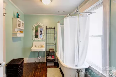 402 N Salisbury Avenue, Spencer, NC 28159 - Photo 16