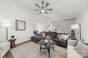 5019 Rolling Oak Ln, Charlotte, NC 28227 - Photo 4