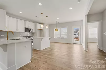 4768 Americana Avenue, Charlotte, NC 28215 - Photo 4