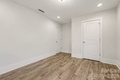 4768 Americana Avenue, Charlotte, NC 28215 - Photo 26