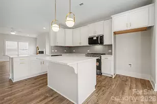 4768 Americana Ave, Charlotte, NC 28215 - Photo 8