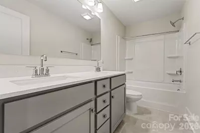 4768 Americana Avenue, Charlotte, NC 28215 - Photo 32