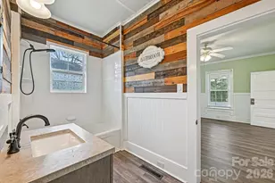 808 W B St, Kannapolis, NC 28081 - Photo 22