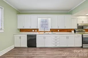 808 W B St, Kannapolis, NC 28081 - Photo 14