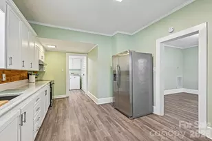 808 W B St, Kannapolis, NC 28081 - Photo 16