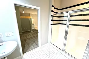 2125 Southend Dr, Charlotte, NC 28203 - Photo 8