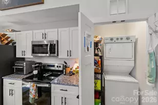 221 Newbold St, Lincolnton, NC 28092 - Photo 10