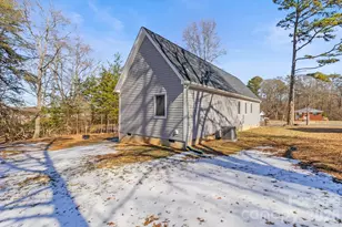 221 Newbold St, Lincolnton, NC 28092 - Photo 28